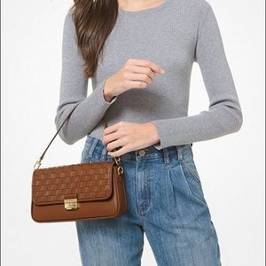 MICHAEL KORS Bradshaw Small Woven Leather Shoulder Bag In Luggage